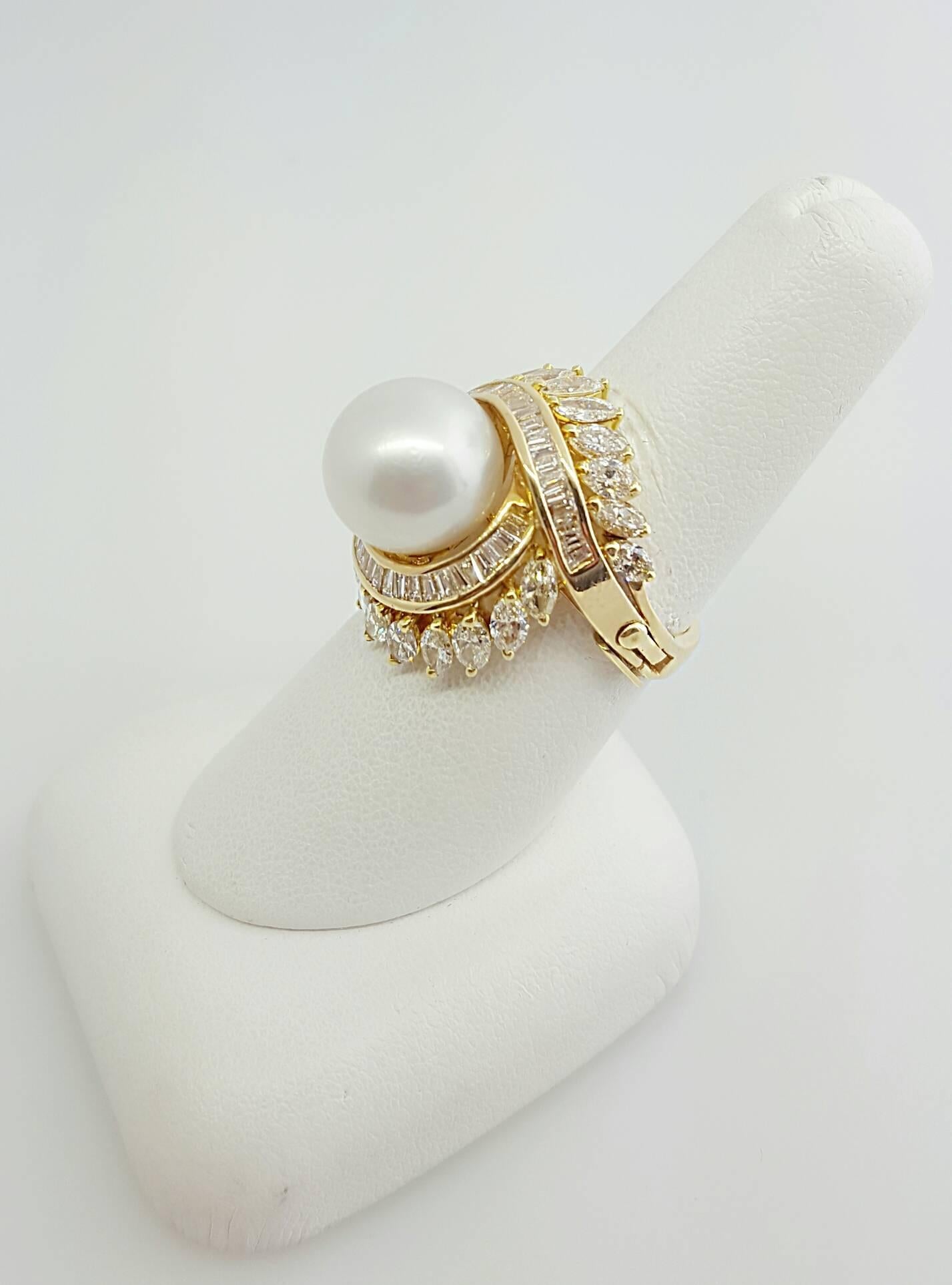 Pearl Diamond Gold Ring In Excellent Condition In Lake Forest, IL