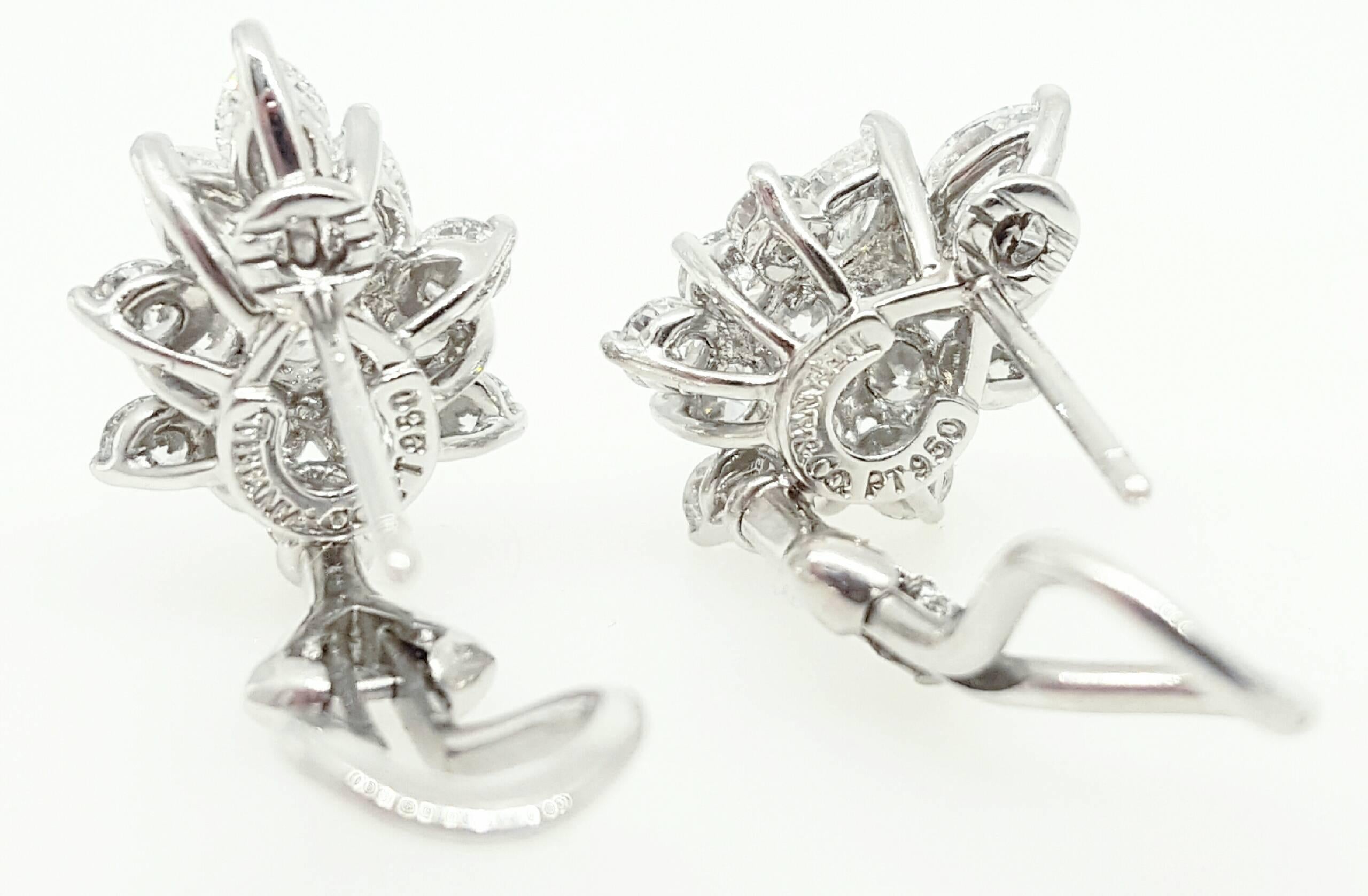 Tiffany & Co. Diamond Platinum earrings  In Excellent Condition In Lake Forest, IL