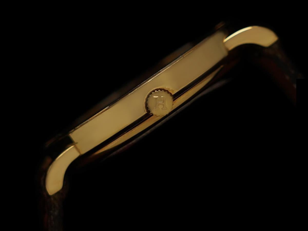 Hermes Pursang Dame Damen 18K Gold Uhr - Fast New-Old-Stock mit Papieren & Box im Angebot 1