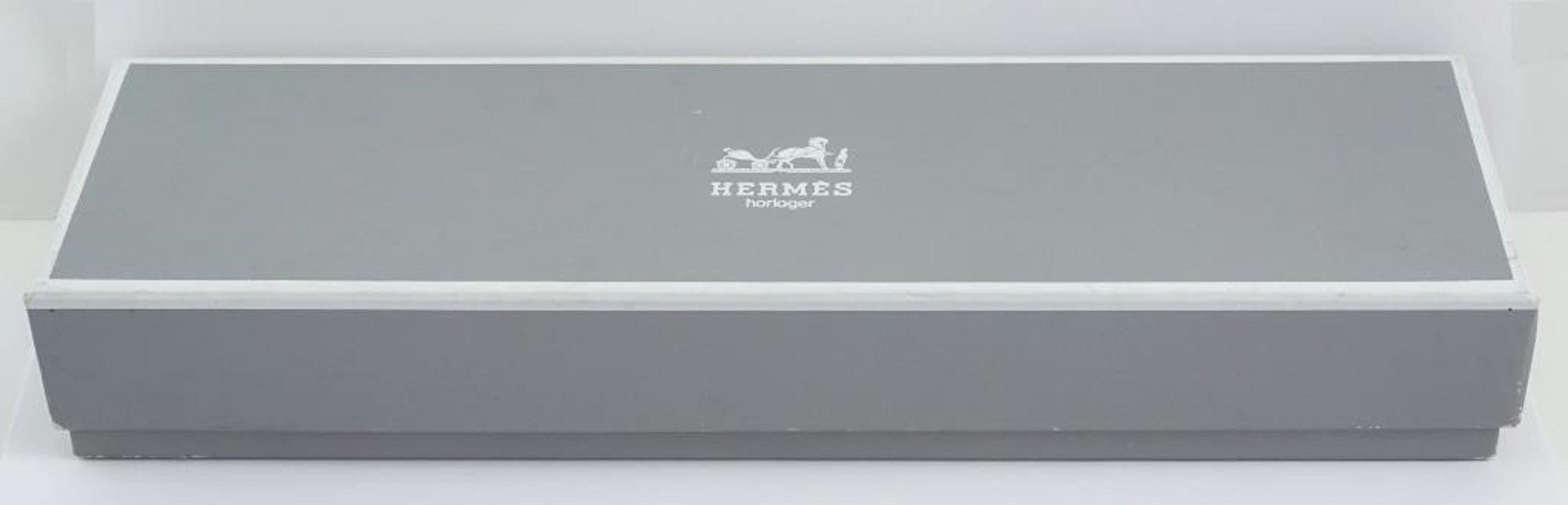 Hermes Pursang Dame Damen 18K Gold Uhr - Fast New-Old-Stock mit Papieren & Box im Angebot 6