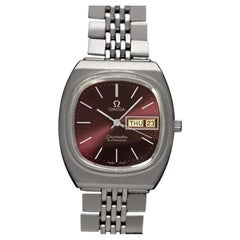 1981 Omega Seamaster Vintage Mens Bracelet Automatic DayDate Bordeaux Wine Watch