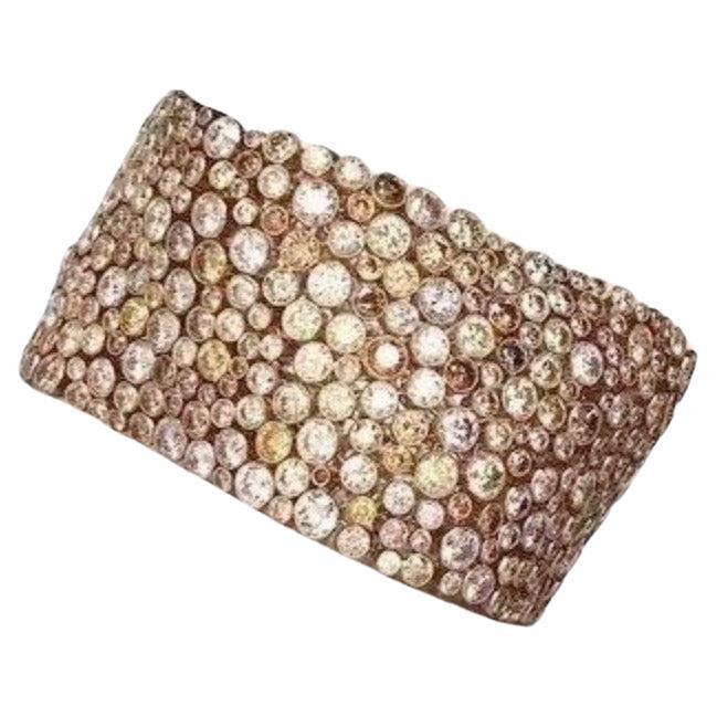 Bracciale con pavé di diamanti multicolore, design contemporaneo di grande effetto