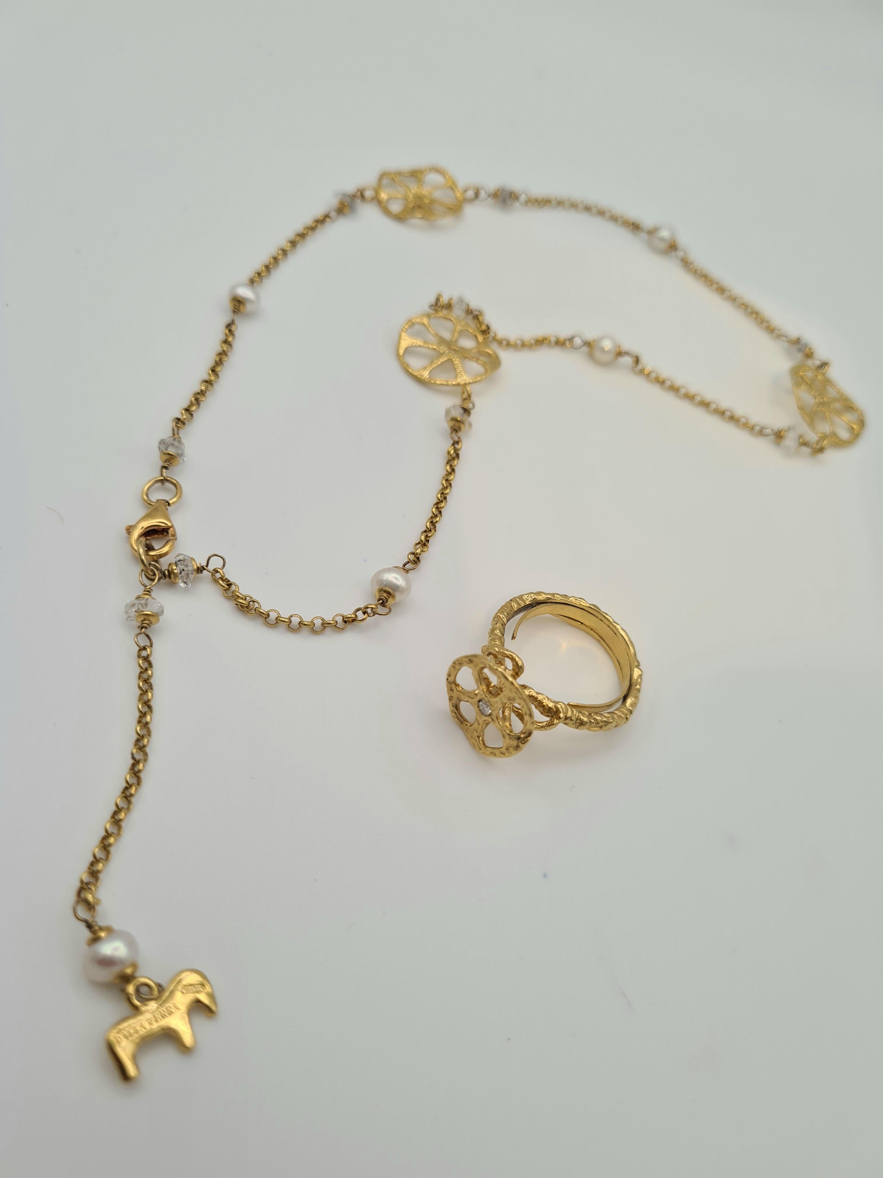 Girocollo collezione Disco Traforato preistorico For Sale 8