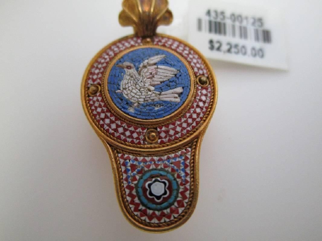 1860 Victorian Micro Mosaic 18 Karat Yellow Gold Pendant In Excellent Condition In Lexington, KY
