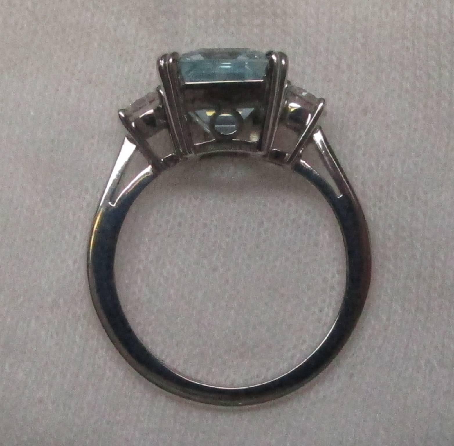 Contemporary 4.23 Carat Aquamarine Diamond Platinum Ring