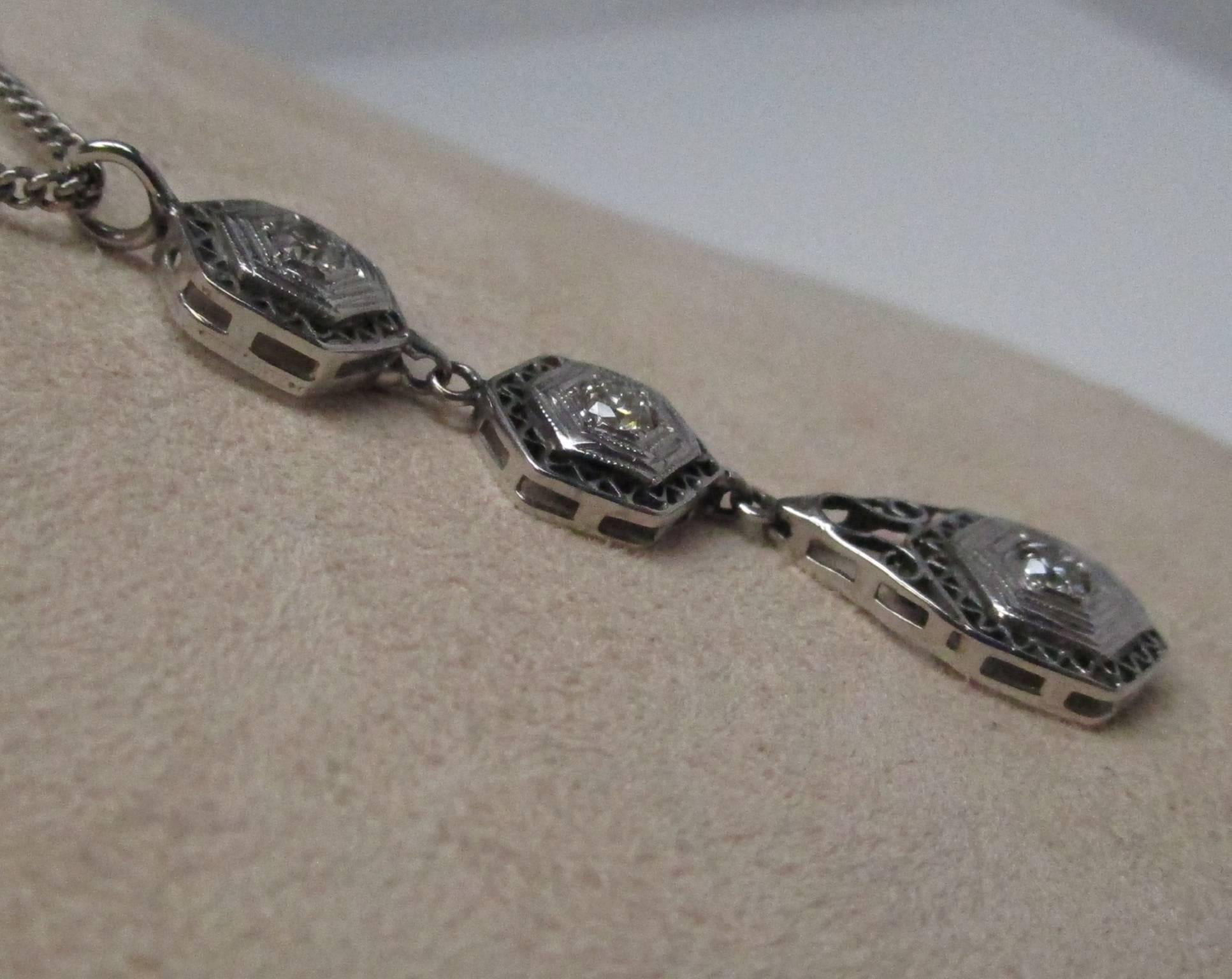 Women's Art Deco Diamond Gold Necklace