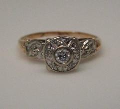 Bague de fiançailles en or et diamants