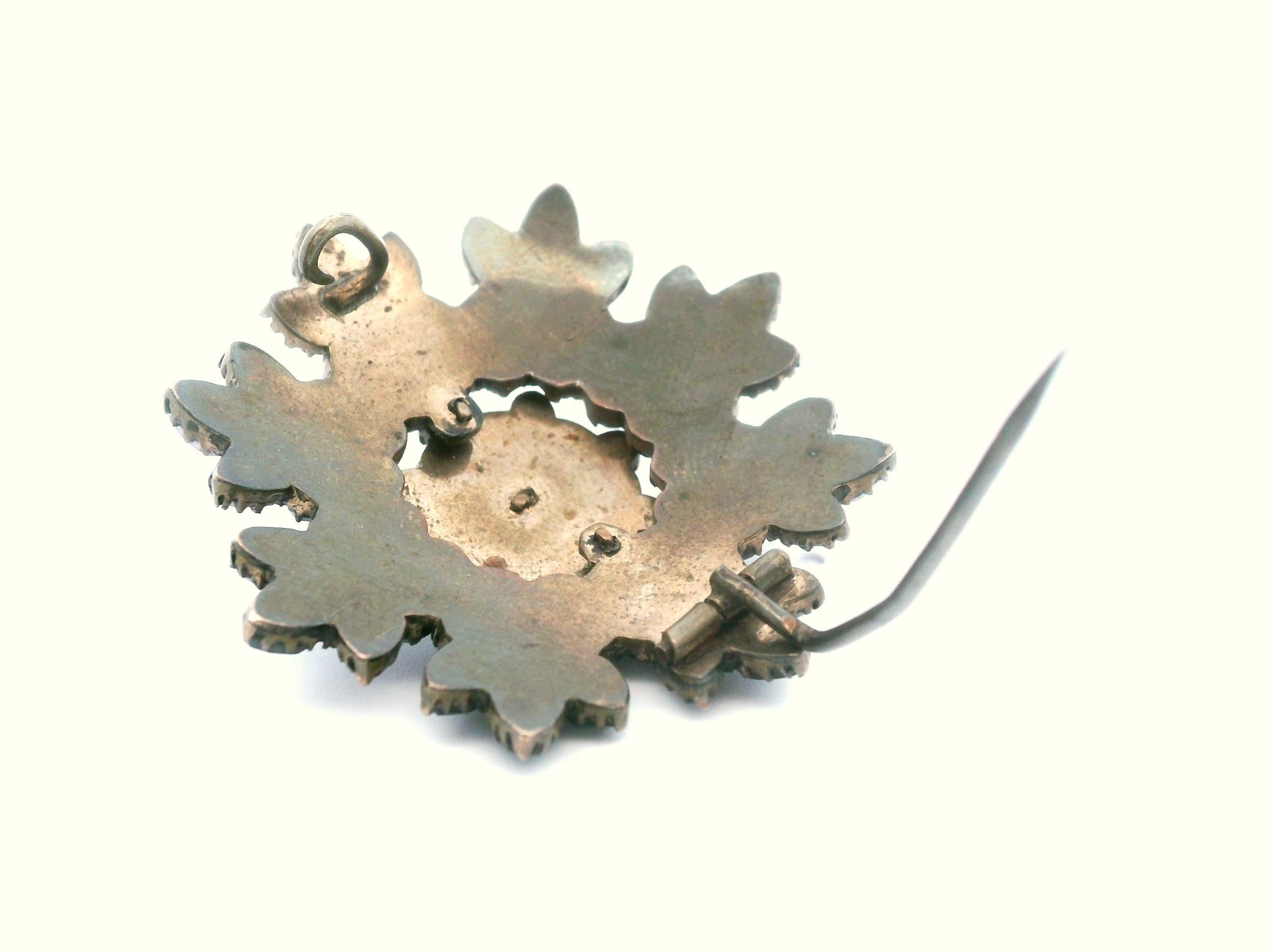 Spilla/spillo vittoriano con fiore di granato in vendita 1