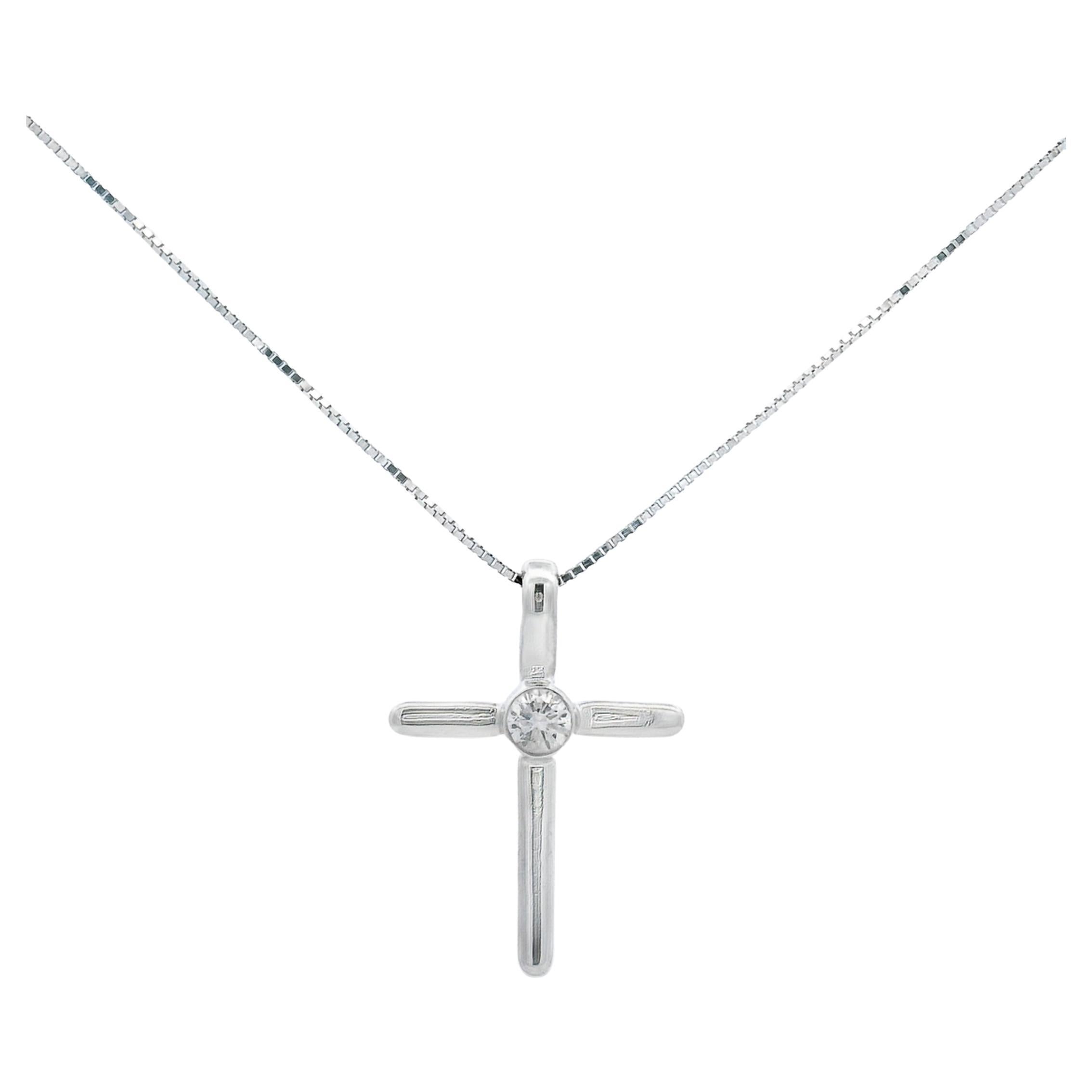 Diamond Cross Necklace 0.10 Carats in 14K White Gold