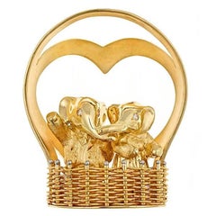 Diamonds 18 Karat Gold Platinum ELEPHANTS IN BALLOON Brooch, John Landrum Bryant