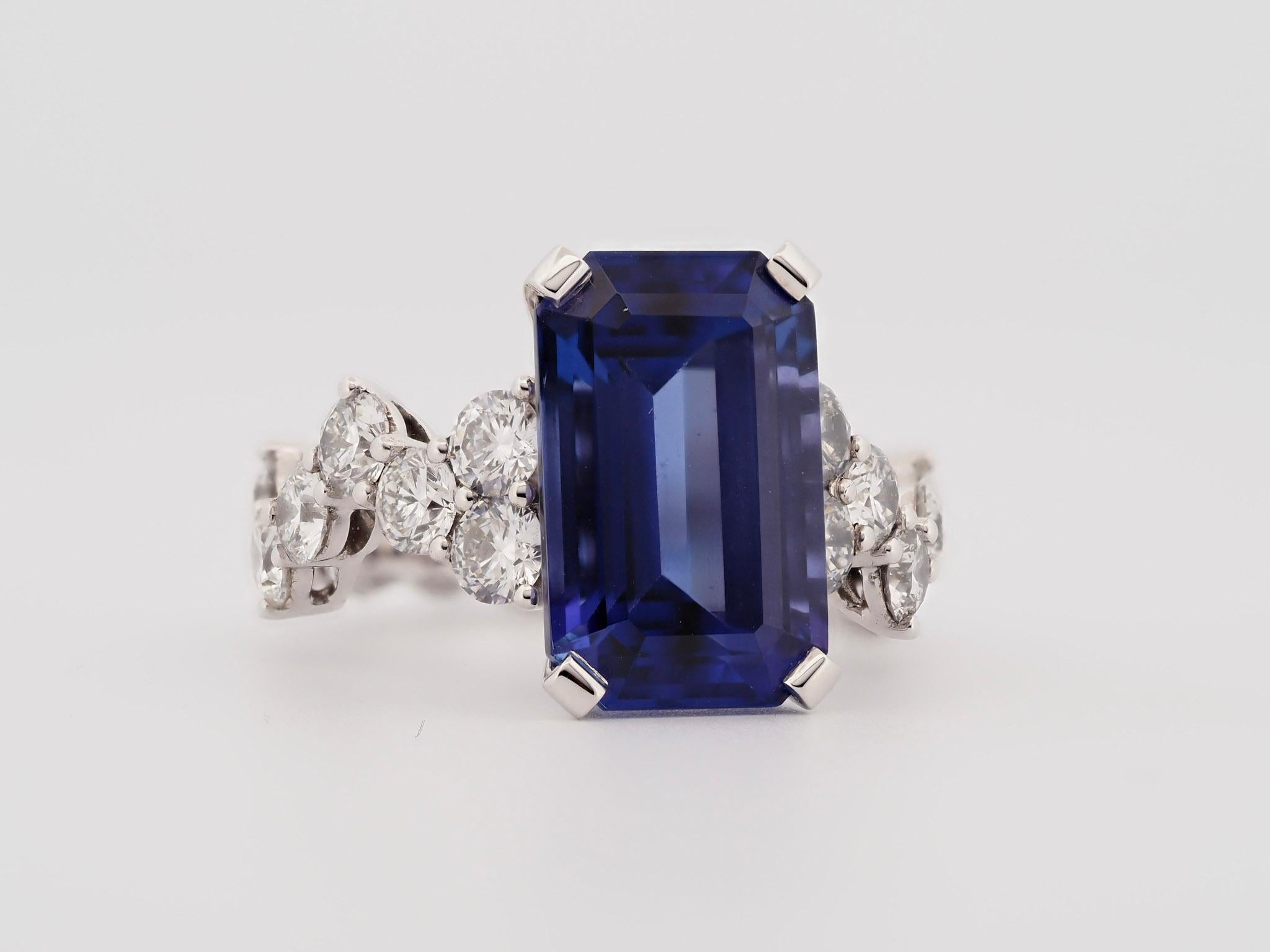 KOENIG Außergewöhnlicher 8,09 Karat Tansanit & Diamant Ring im Angebot 6