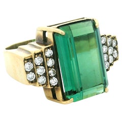 Anello Cocktail in oro giallo 18 carati con tormalina verde e diamanti, CIRCA 1930