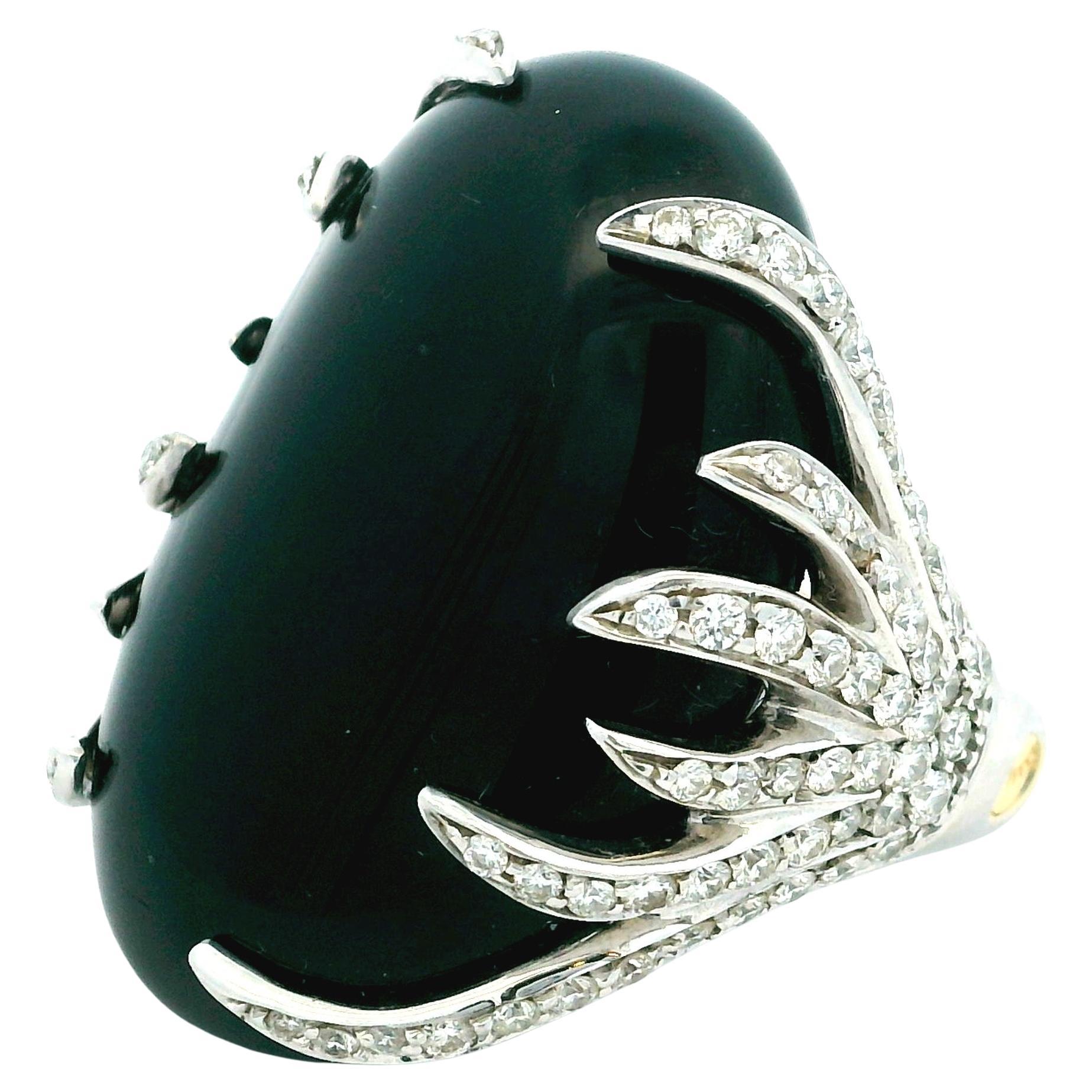 Anello da cocktail in oro bianco 18 carati con diamante e onice, 2 carati