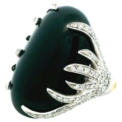 Anello da cocktail in oro bianco 18 carati con diamante e onice, 2 carati