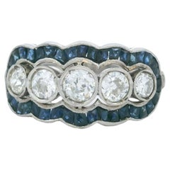 Anillo Esculpido de Platino con Cinco Piedras de Diamante y Zafiro, G/H VS1, 1,20 Ct Zafiro