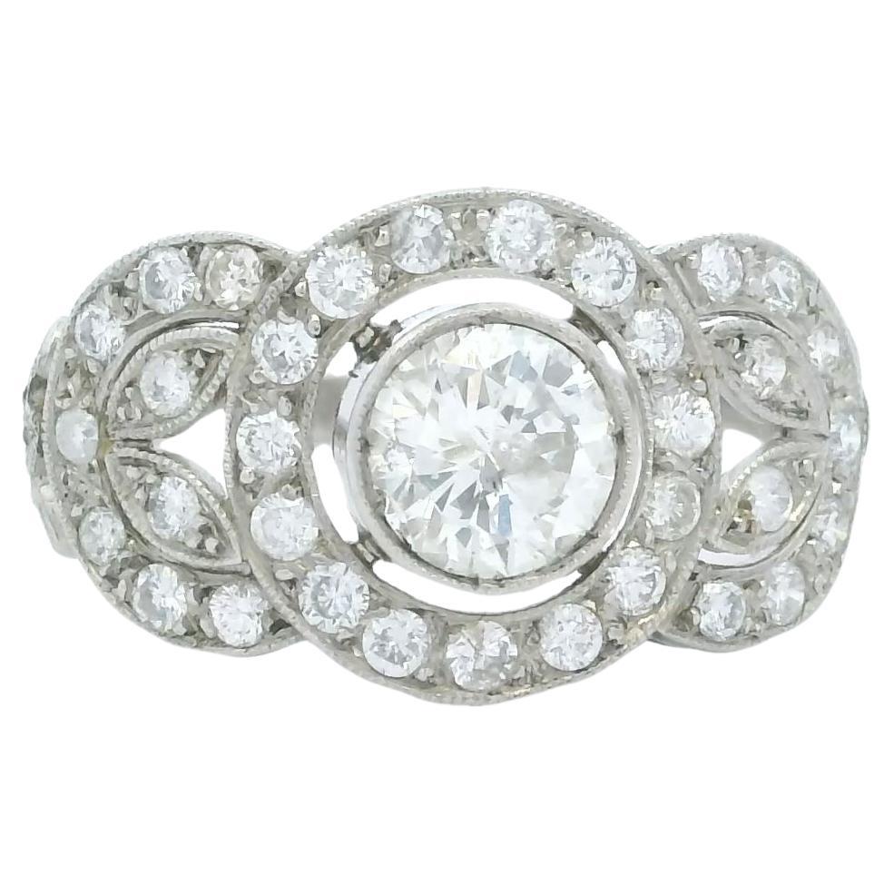 Anello con diamante in platino Art Deco degli anni '20 con motivo floreale - 0,85 carati al centro