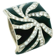 1980s Bold Swirl Diamond & Black Enamel Cocktail Ring in 18K White Gold