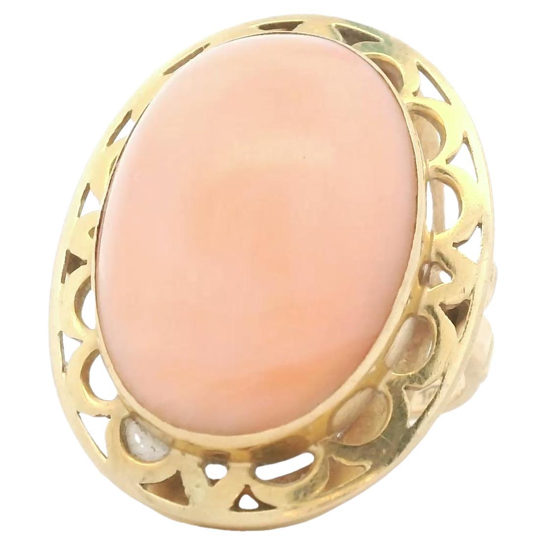 Anello vintage in oro 14K con corallo cabochon pelle d'angelo, misura 5,75