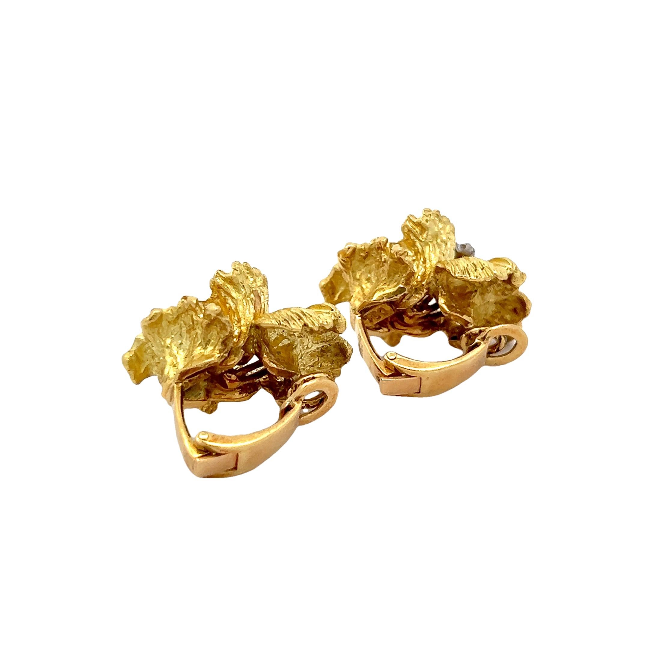 Rétro Orecchini floreali in oro 18 carati con diamanti, anni '80 in vendita