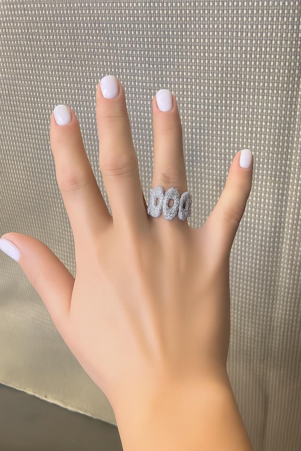 Zeitgenössischer 18K Weißgold Pavé-Diamant Link Band Ring, 3 Karat im Angebot 1