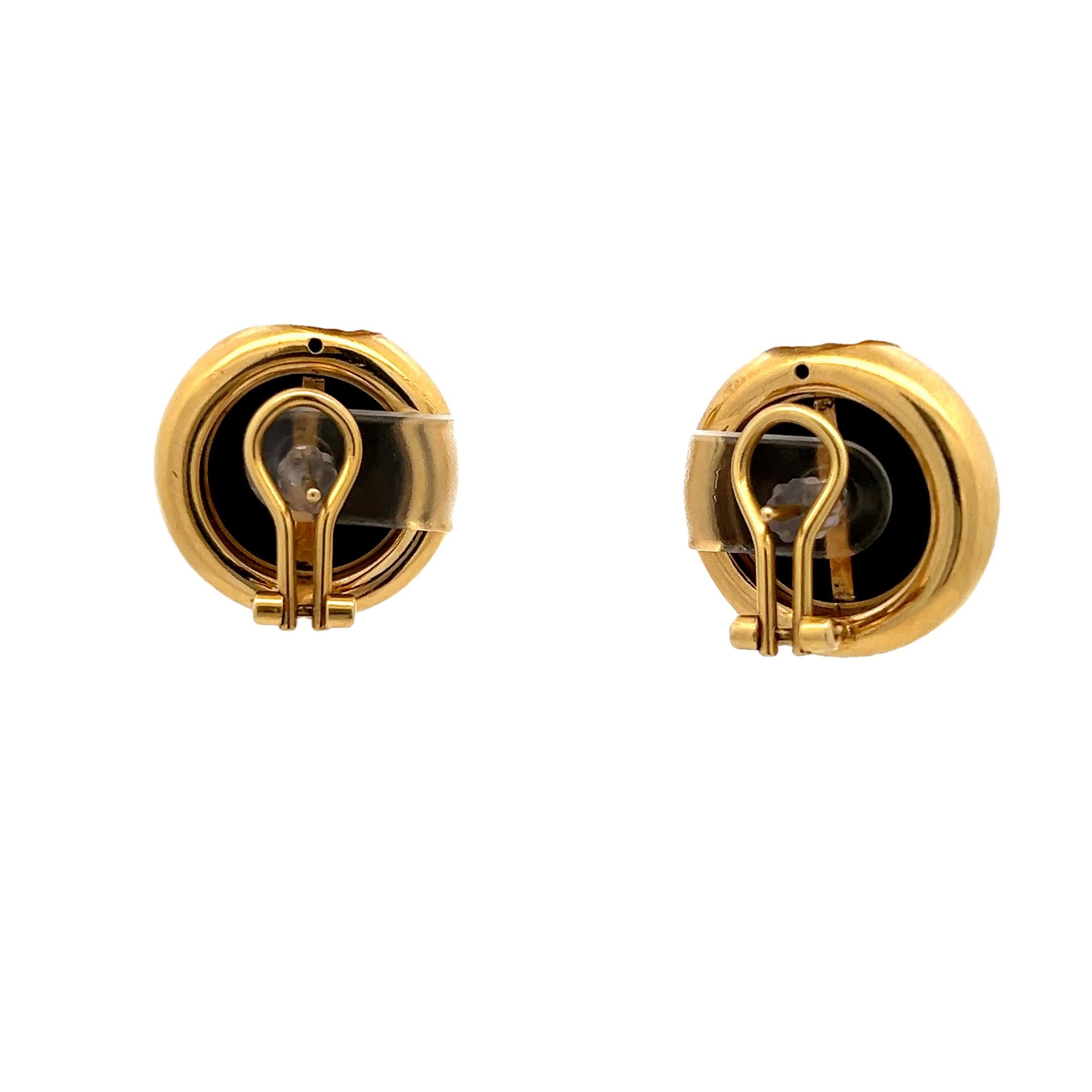 Orecchini a moneta d'epoca in oro giallo 18K con rubini cabochon In condizioni ottime in vendita a Miami, FL