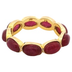 Anillo eterno de oro amarillo de 14 quilates con cabujón de rubí Talia Jade de 3 quilates