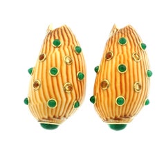 Trianon 3.90 Carat Emerald Citrine Conus Shell 18K Gold Ear Clips, 1980s