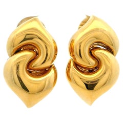 Bulgari-Ohrringe aus den 1980er Jahren im „Puffy Gancio Link“-Design aus 18 Karat Gelbgold