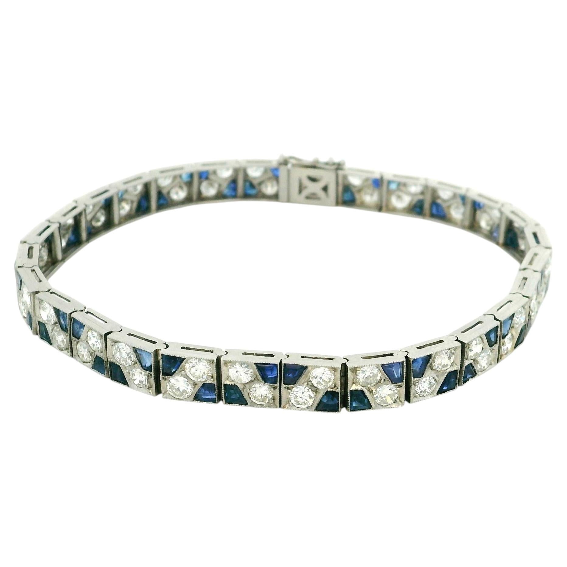 Bracelet Art déco en platine, diamants et saphirs géométriques, 8,40 carats