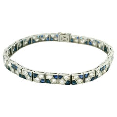 Art-Déco-Armband aus Platin mit Diamanten und geometrischen Saphirgliedern, 8,40 Karat