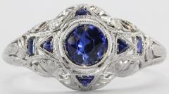 Antique Art Deco Platinum Sapphire Ring