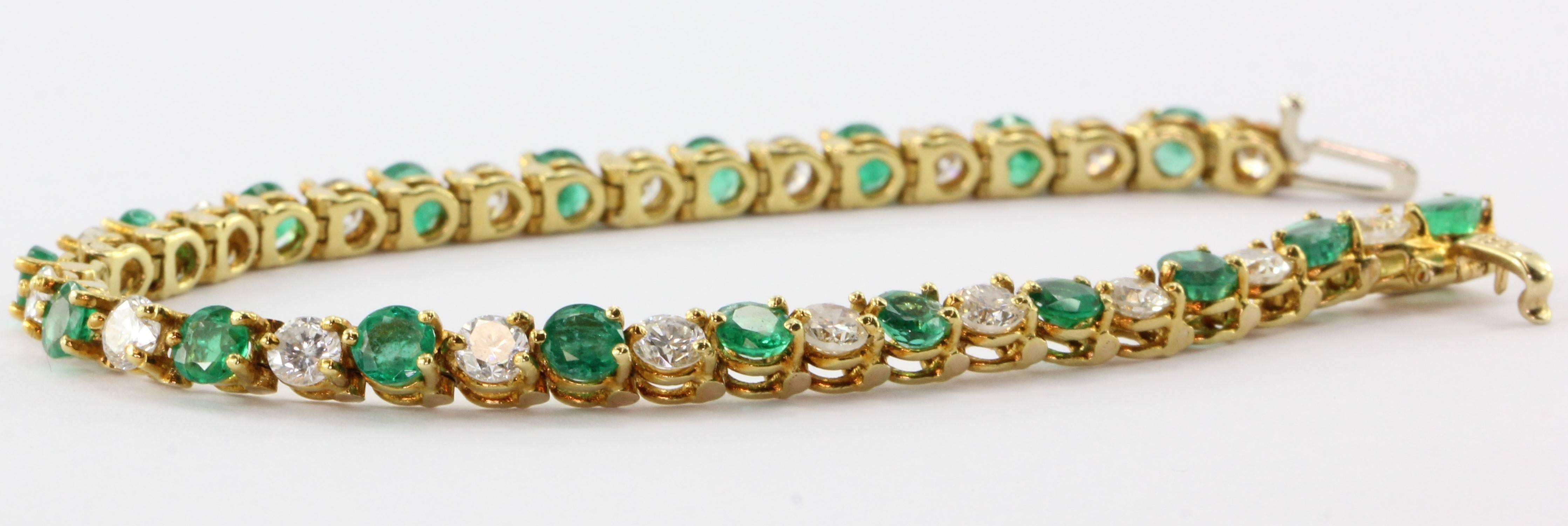 Women's Natural Emerald Diamond Gold Tennis Bracelet 