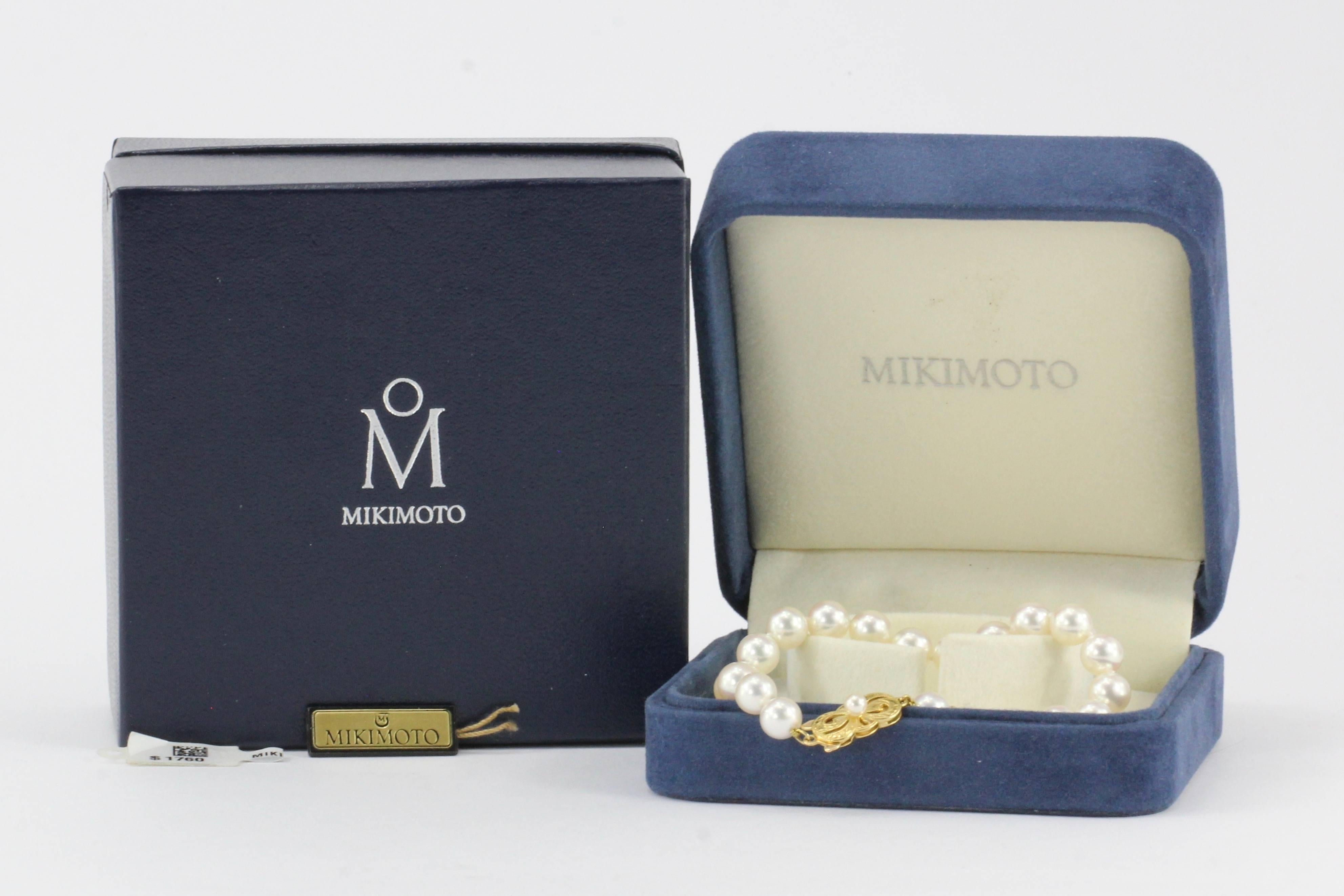Women's Mikimoto 18 Karat Yellow Gold A+ Grade Pearl Bracelet
