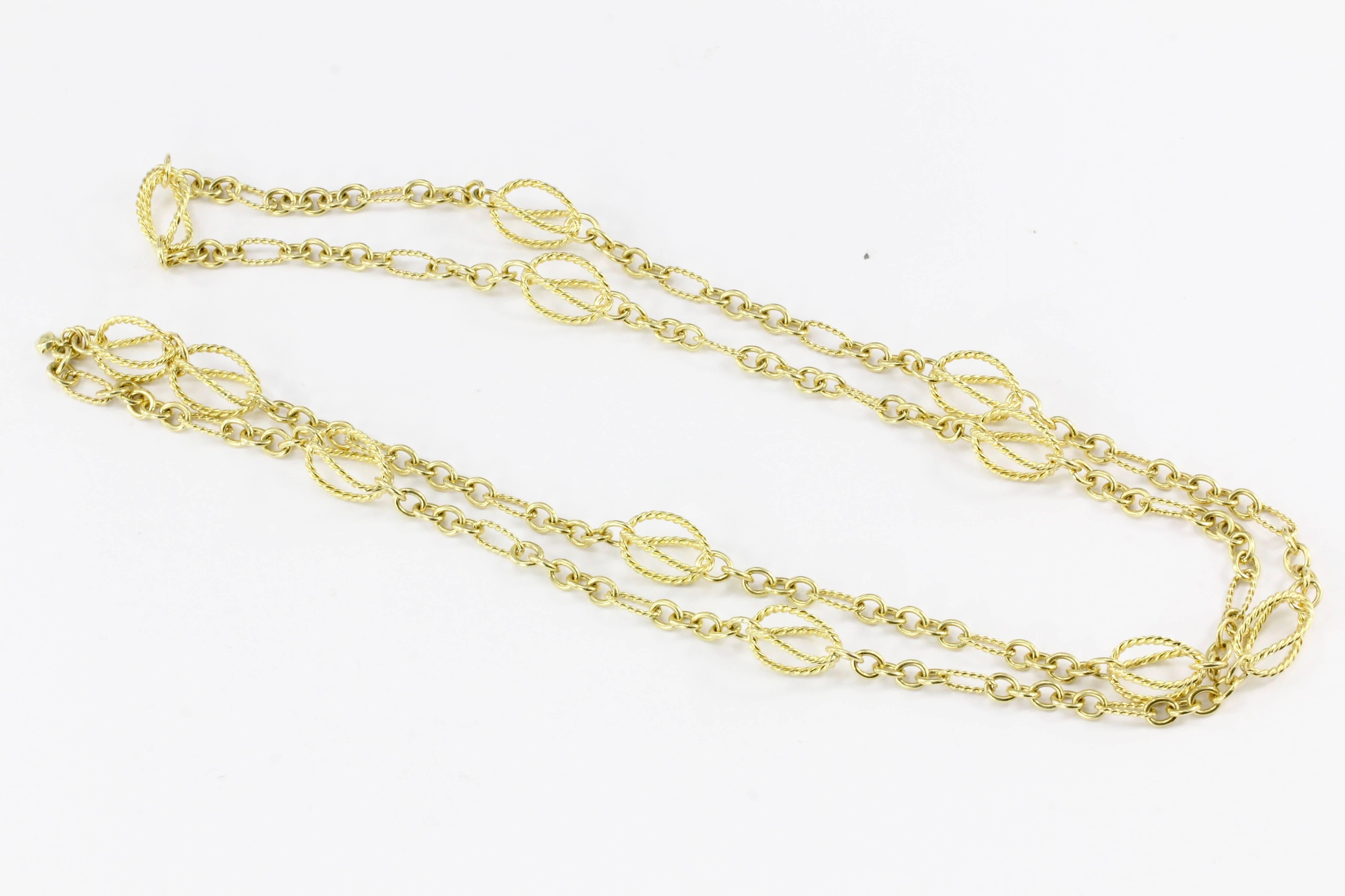 Hallmarks: D.Y 750

Composition: 18K Yellow Gold 

Total length: 42