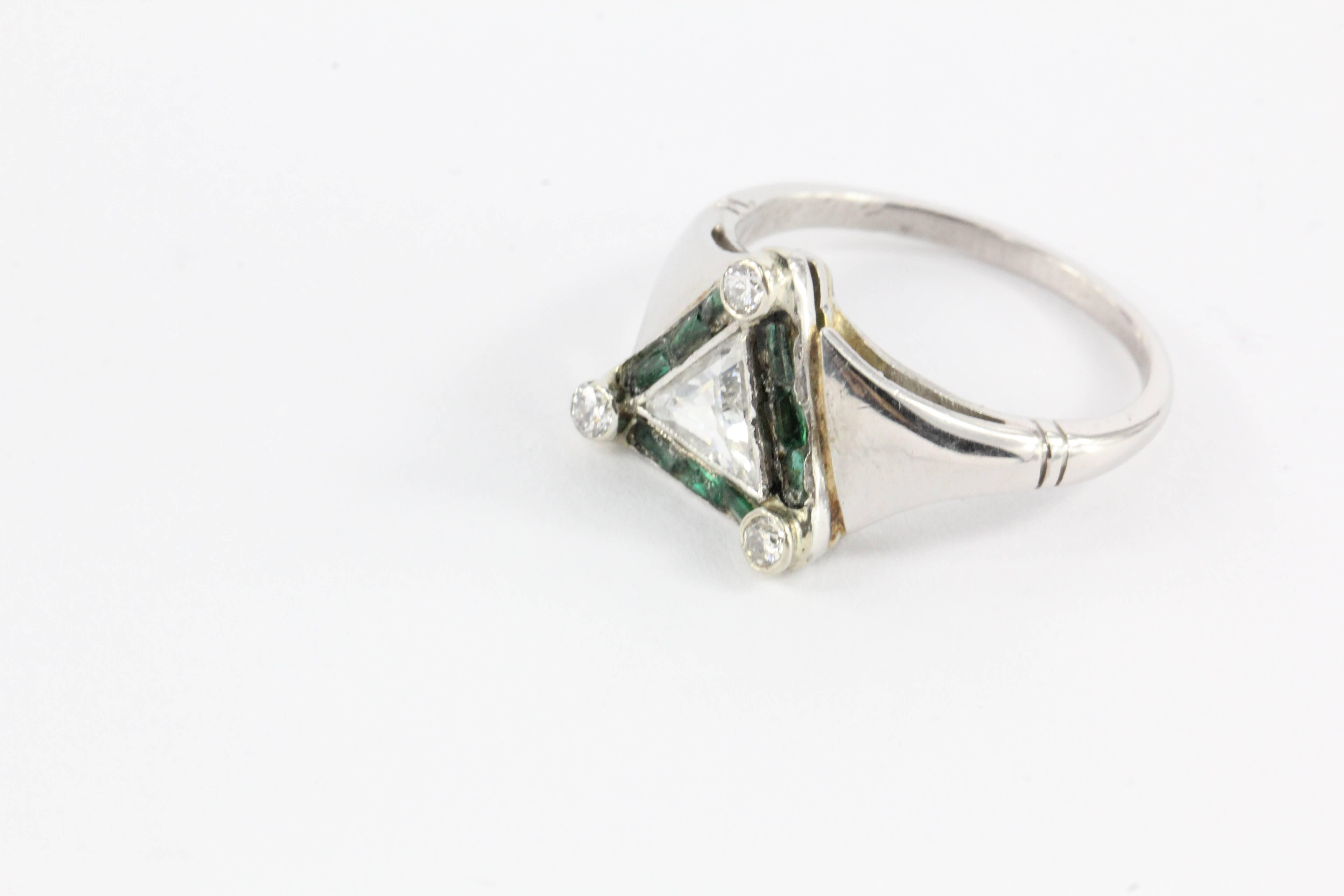 emerald and trillion cut diamond ring