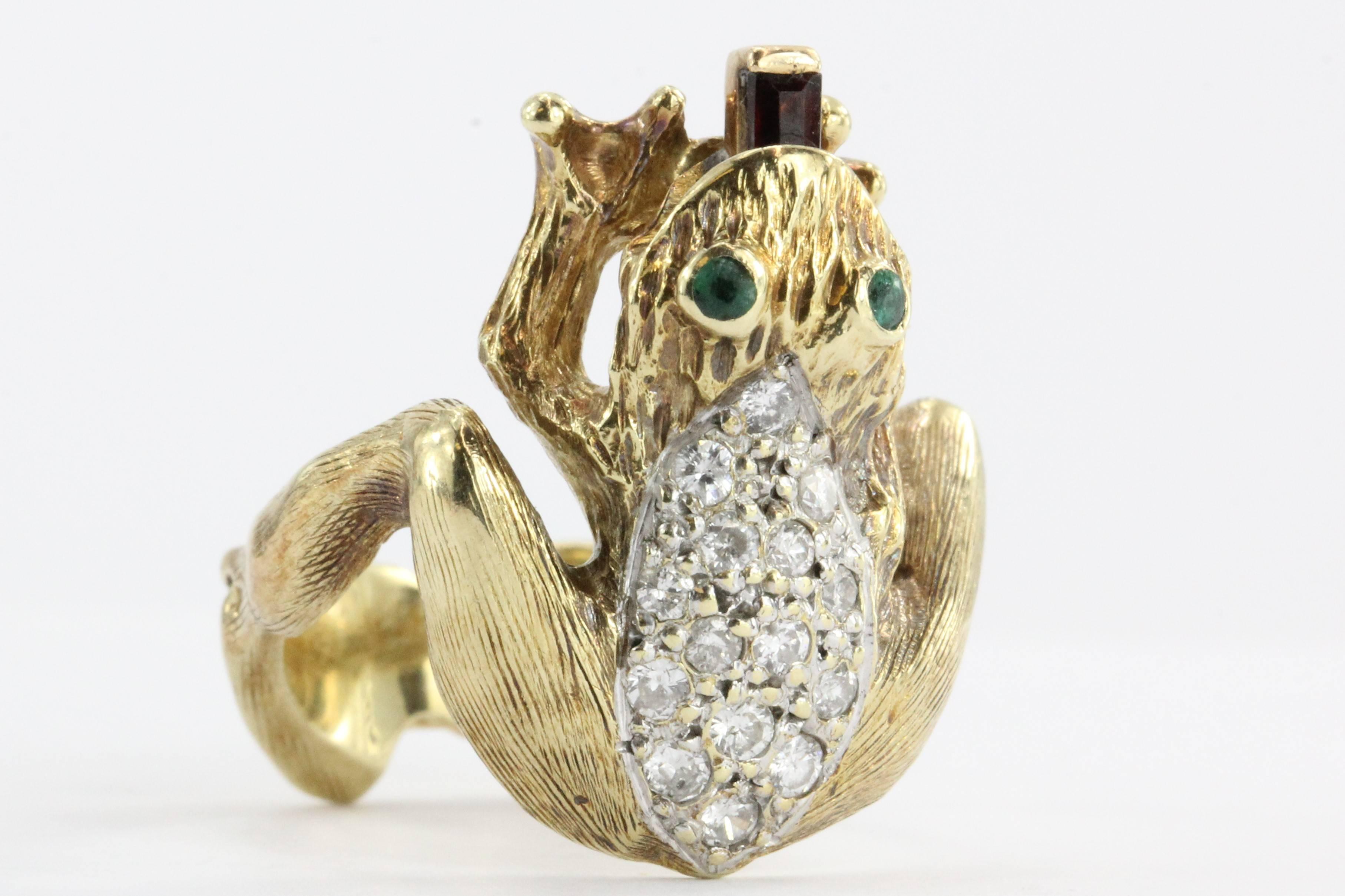 Whimsical Garnet Diamond Gold Frog Ring In Excellent Condition In Cape May, NJ