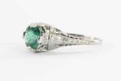 Antique Art Deco 1.15 Carat Emerald Diamond Platinum Ring