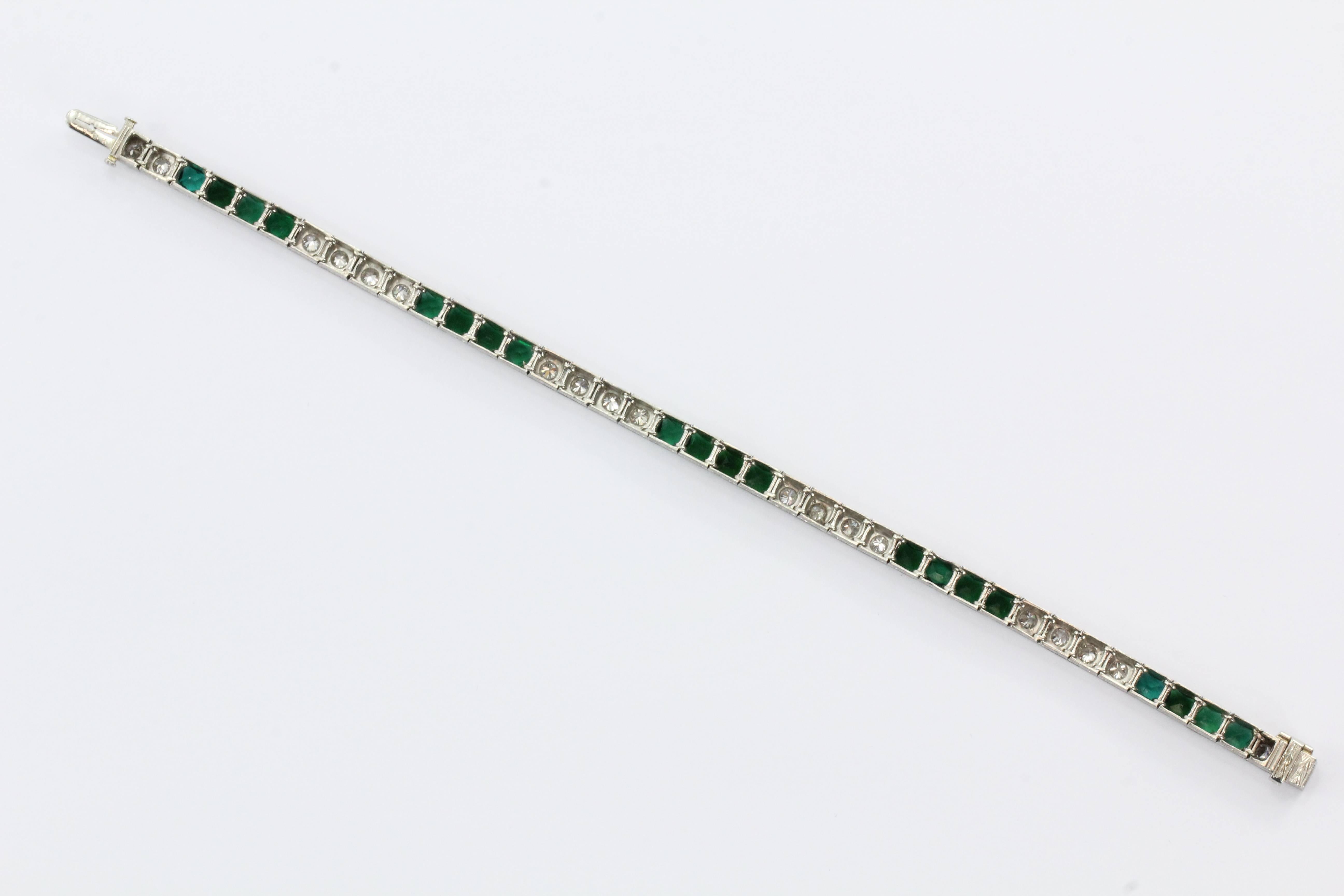 1920s Art Deco French Cut Emerald Diamond Platinum Tennis Bracelet  1