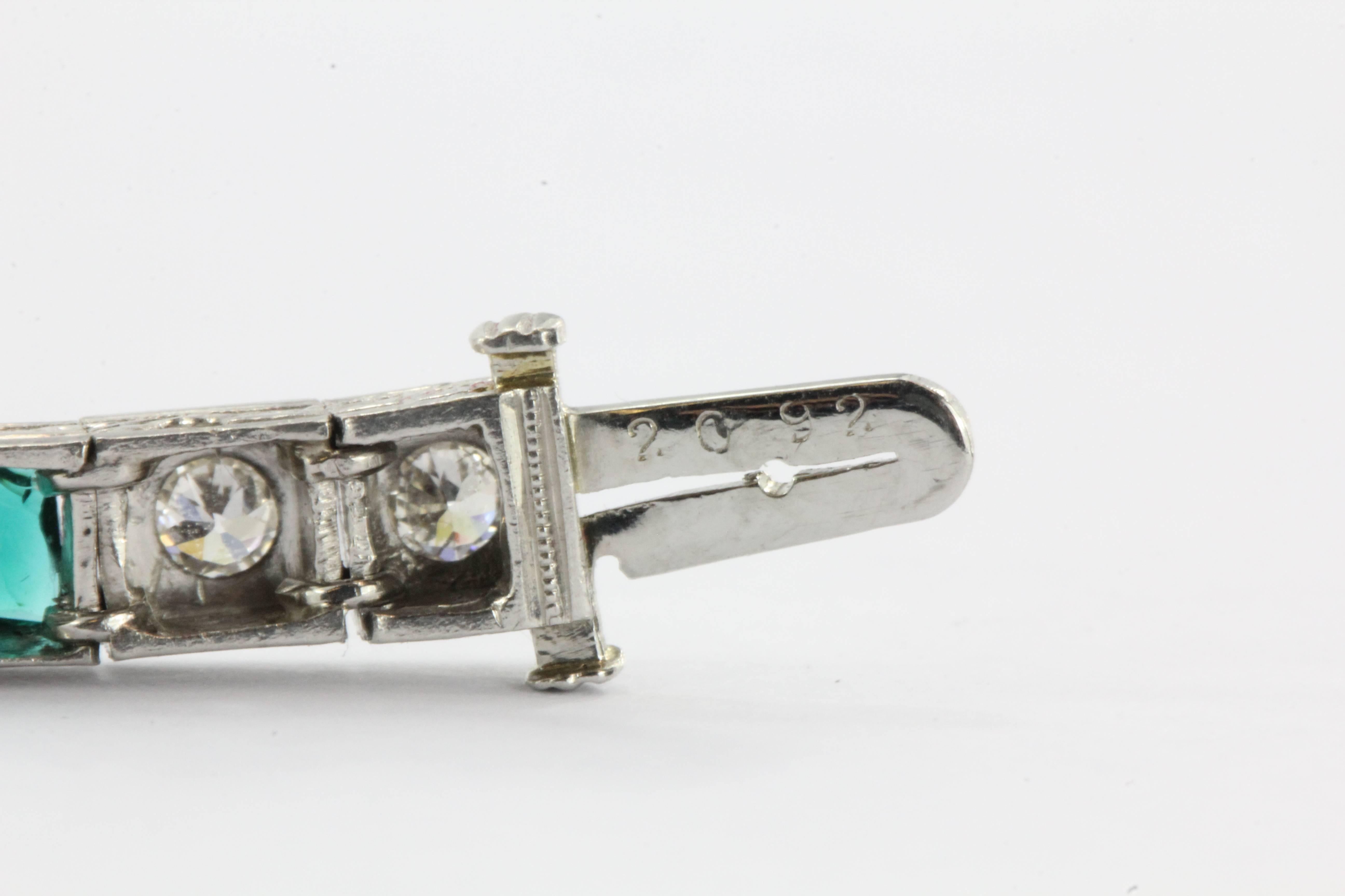 1920s Art Deco French Cut Emerald Diamond Platinum Tennis Bracelet  2