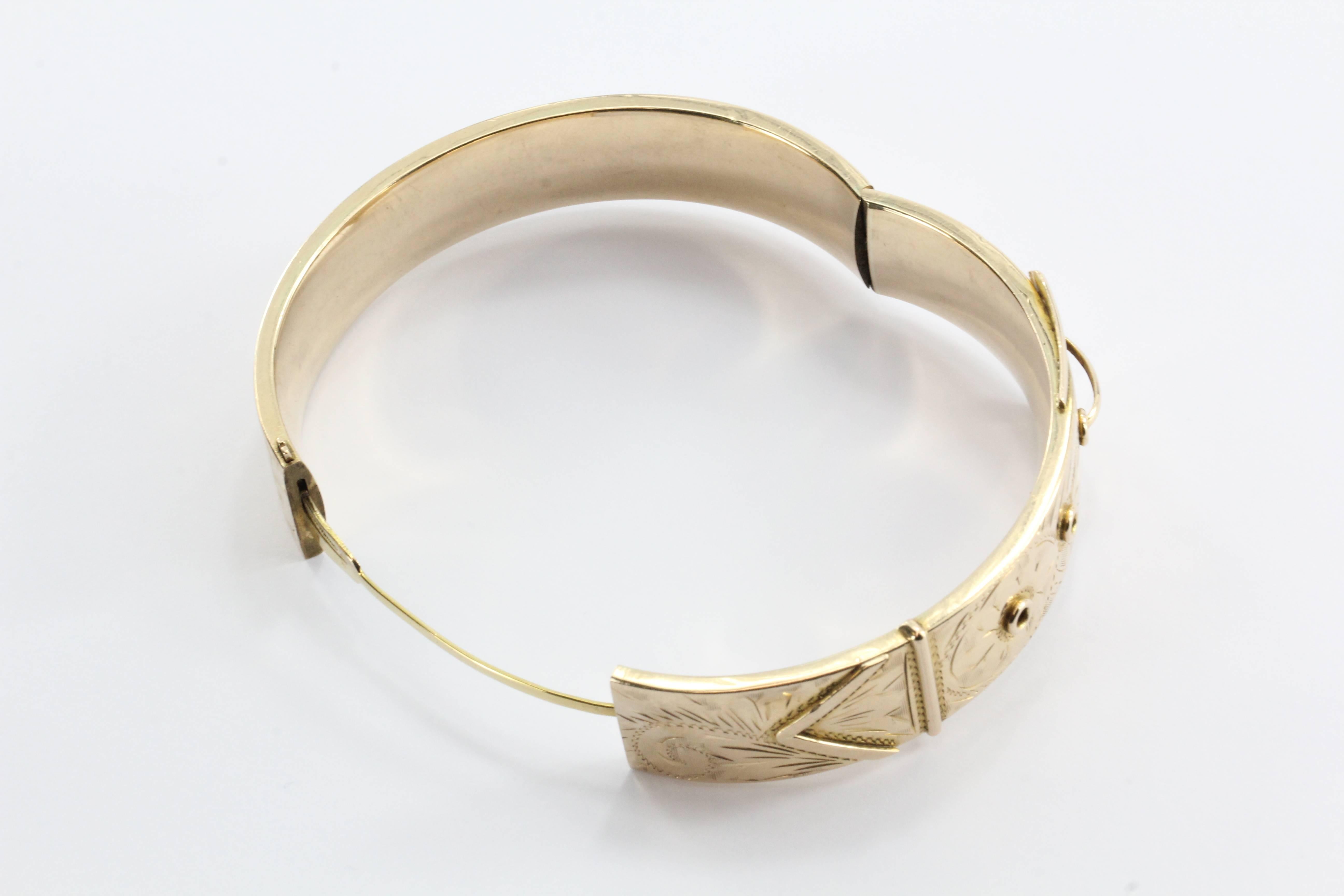 1918 Edwardian Large Chunky Gold Belt Buckle Bangle Bracelet In Excellent Condition In Cape May, NJ