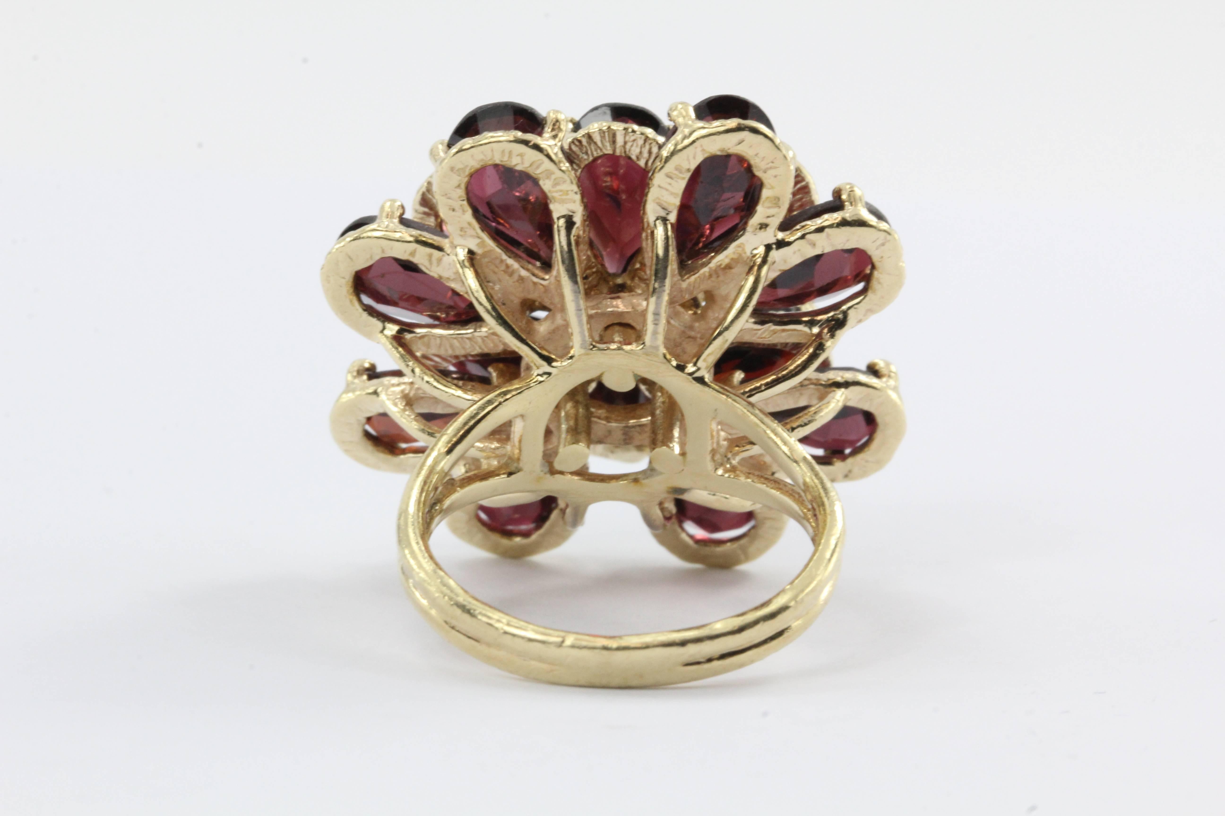 Women's Retro Chunky 14K Gold Floral Flower Garnet and Diamond Ring