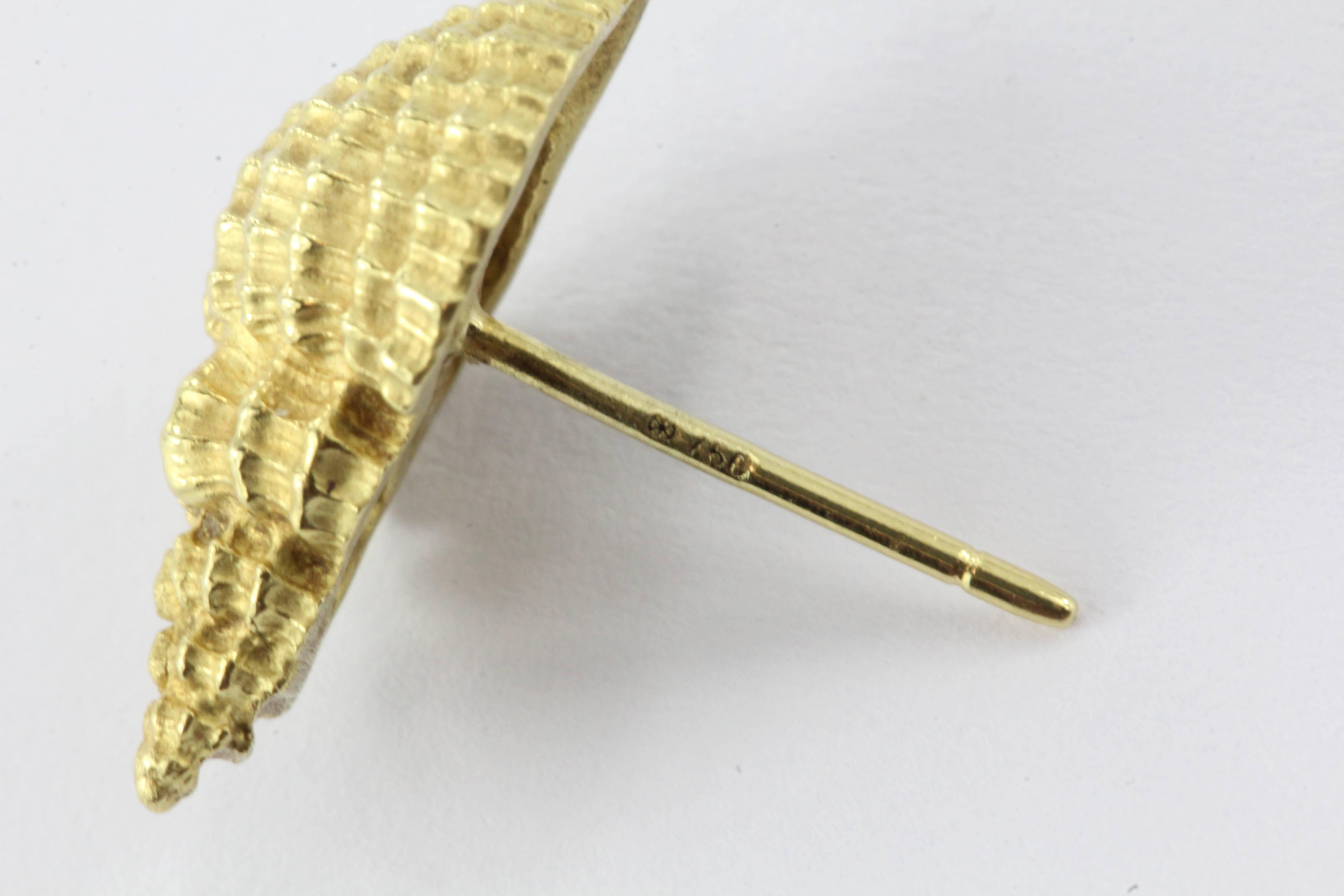 Tiffany & Co. Gold Brushed Conch Shell Earrings In Excellent Condition In Cape May, NJ