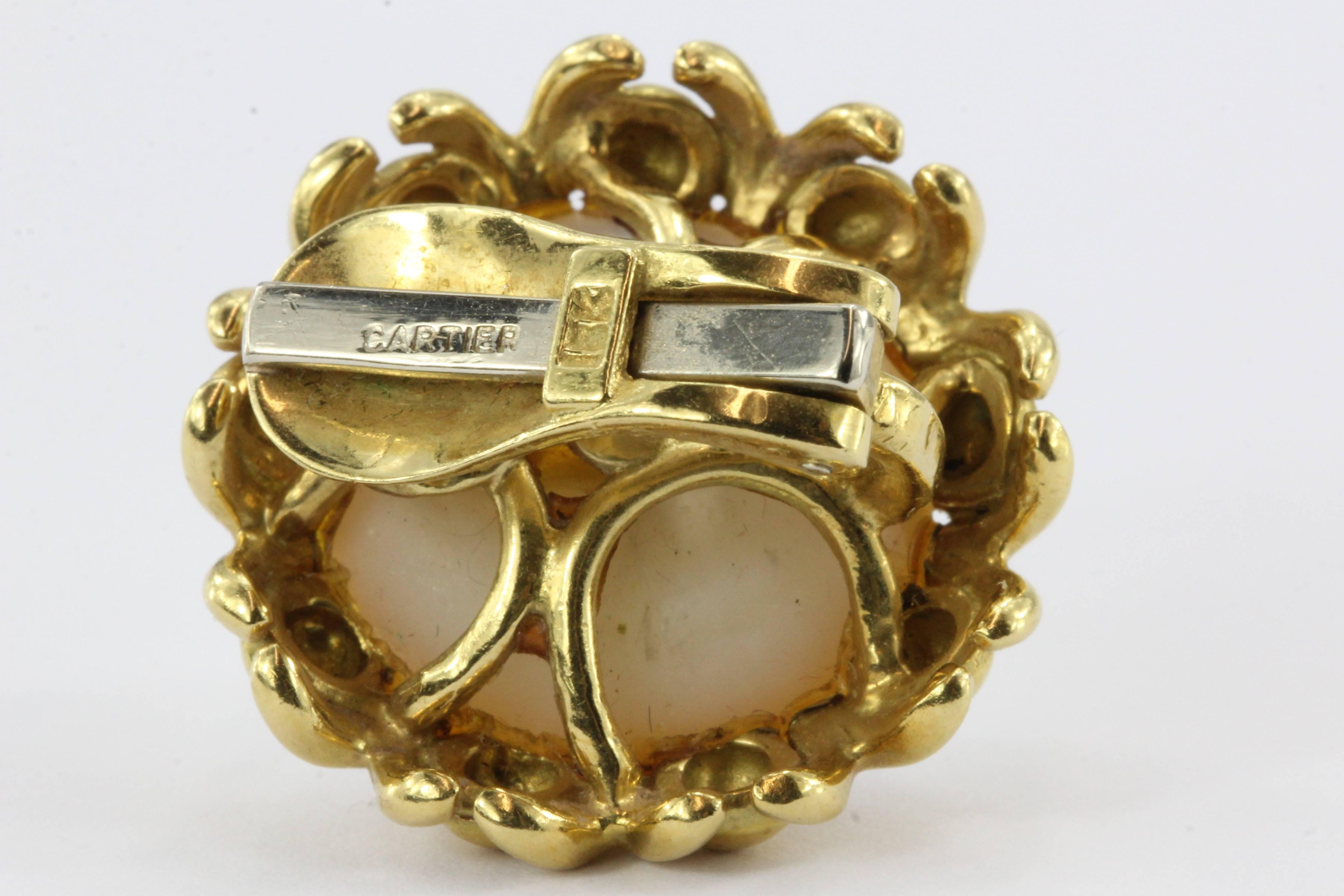 Women's Cartier Mabe Pearl Yellow Gold Clip-On Earrings, circa 1970s