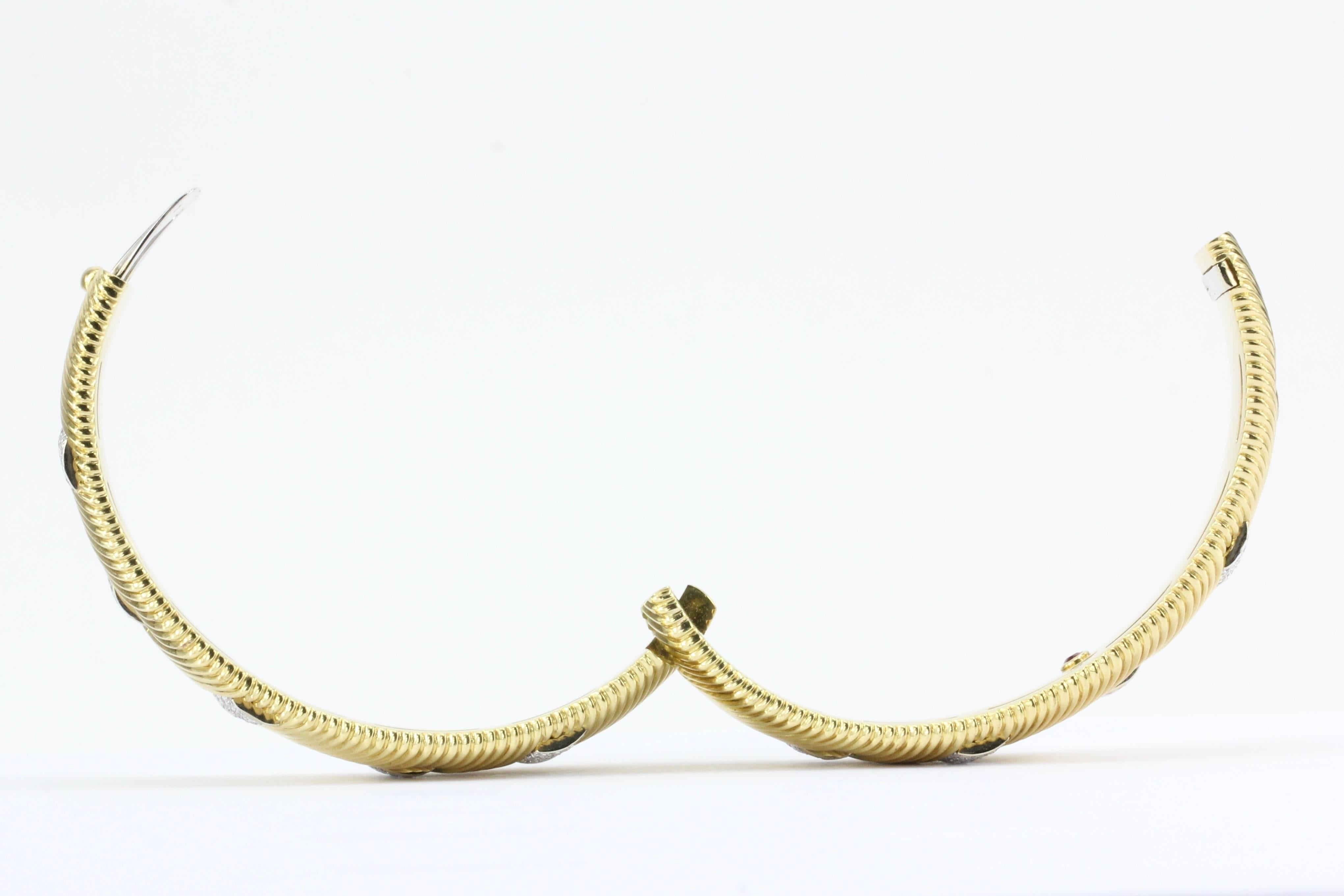 Roberto Coin Appassionata Collection Yellow Gold Diamond Bangle Bracelet 1