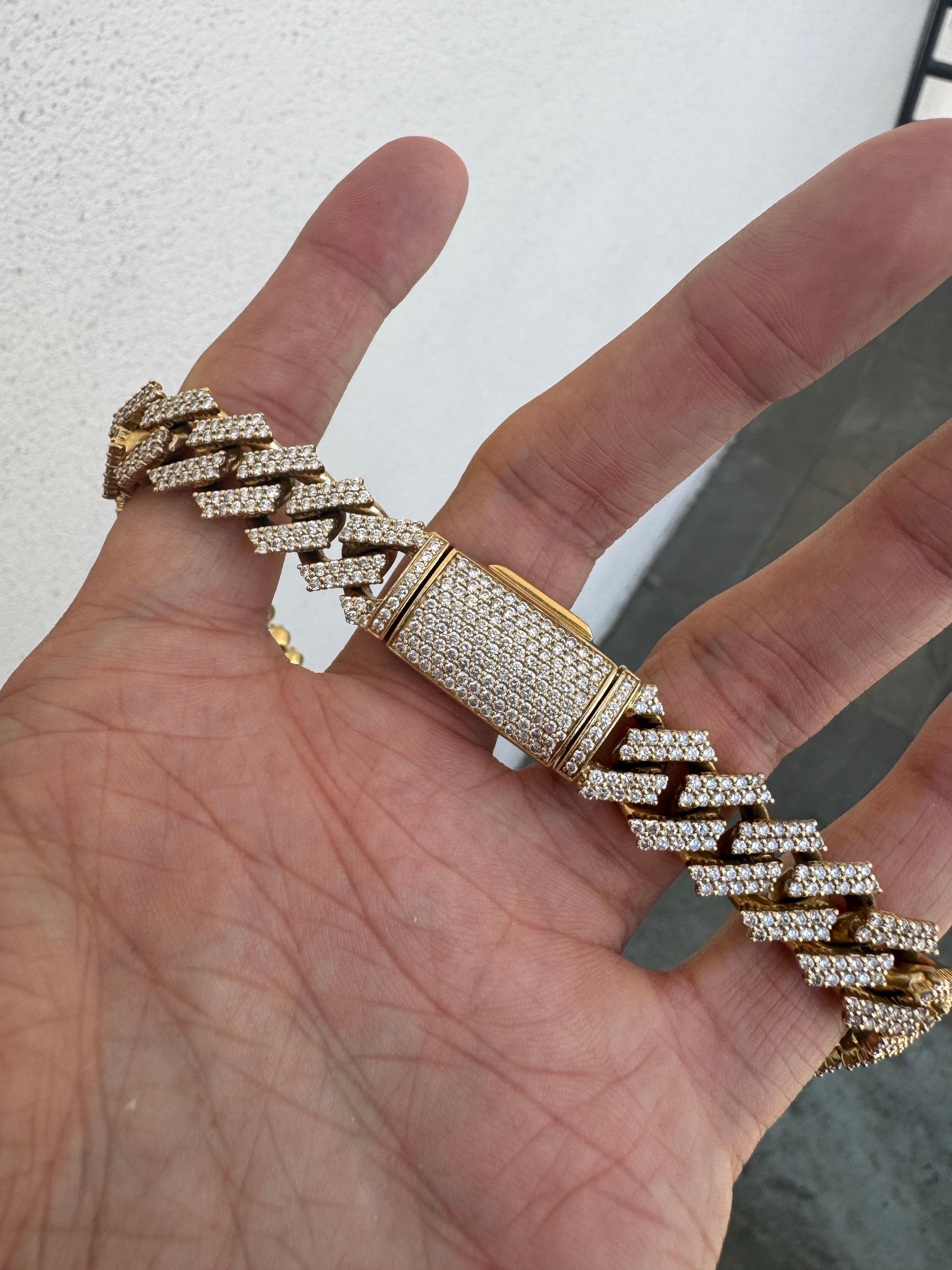 Solide 14k Y Gold natürlichen 22 Karat Diamant Cuban Link Kette 22 Zoll, 220 Gramm (Rundschliff) im Angebot
