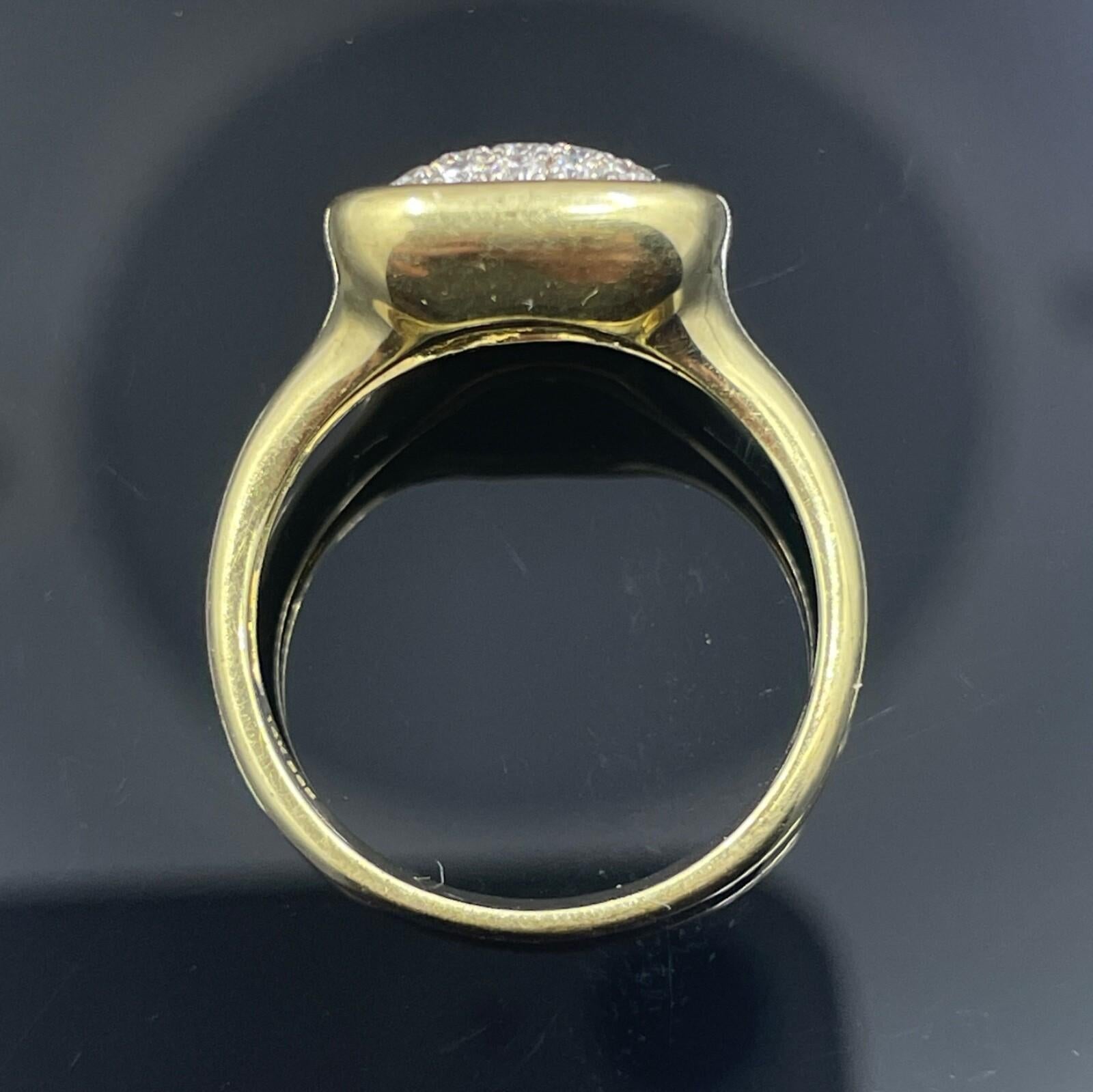 Bague de style signet en or jaune 14k avec diamants de designer Bon état - En vente à Orlando, FL