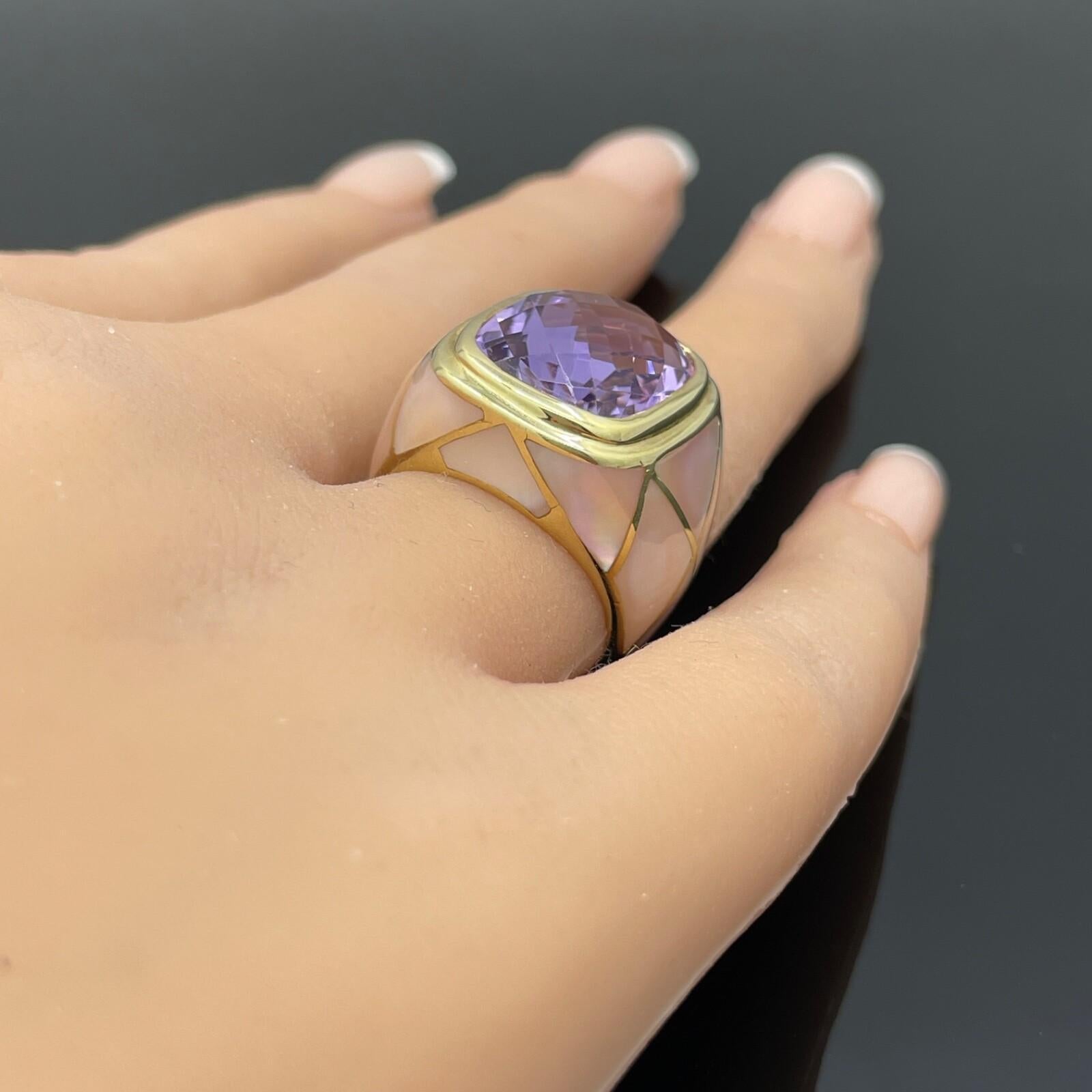 Anello di proprietà con ametista e madreperla rosa in oro giallo 14k 9,46ct in vendita 2