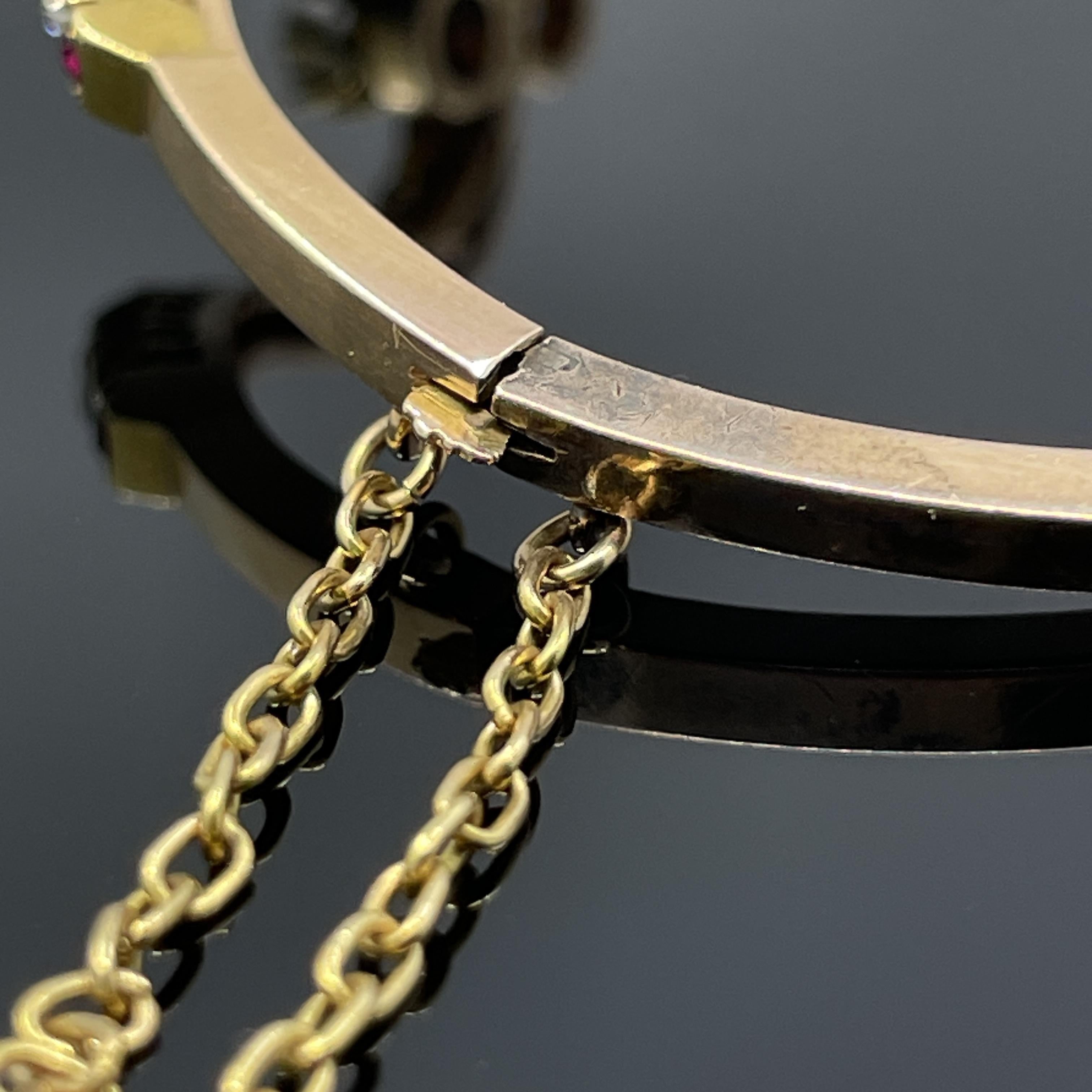 Antiguo brazalete victoriano de diamantes y rubíes de oro rosa de 14k en Bueno estado para la venta en Orlando, FL