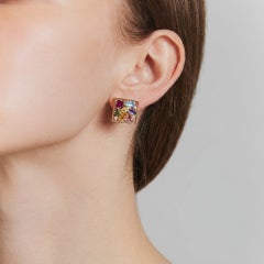Ohrringe im modernistischen Stil aus 18-karätigem Gold mit mehreren Edelsteinen, signiert mit „RG“, mit Diamantakzenten
