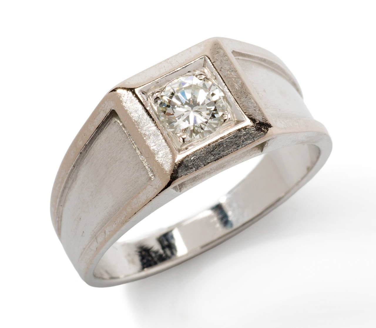 Diamond Solitaire Gold Ring